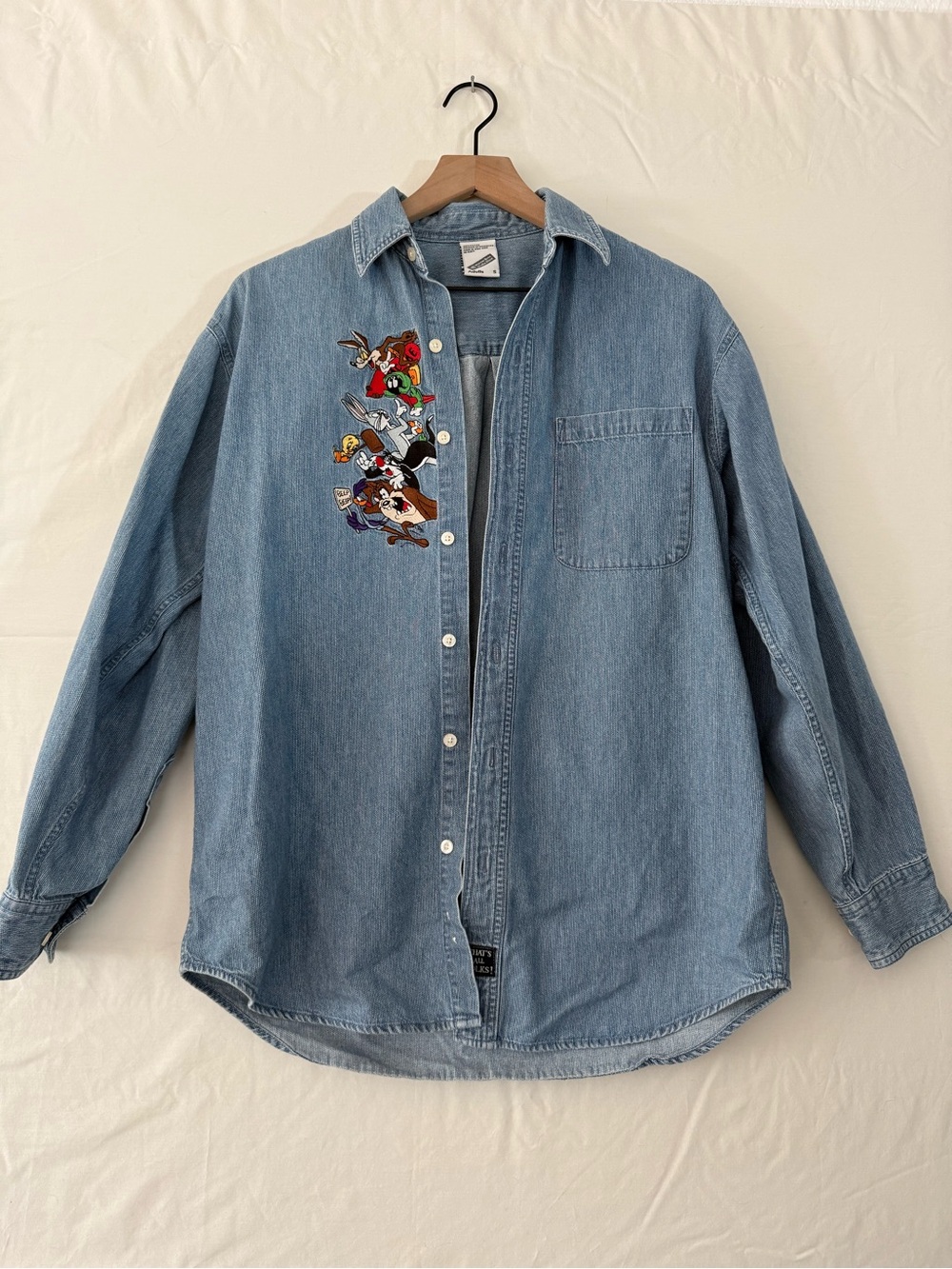 Vintage Warner Bros Looney Tunes Embroidered Denim Shirt Bugs Bunny Sz S